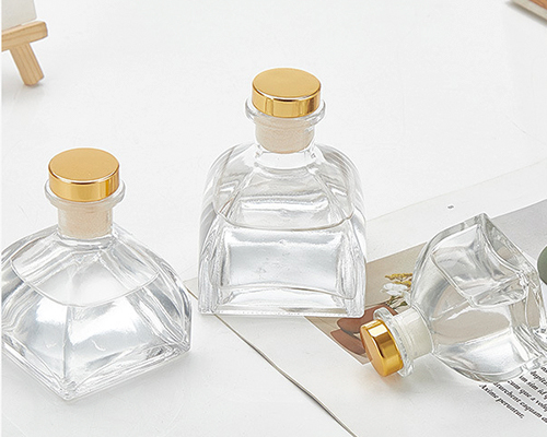 Glass Perfume Diffuser Bottles with Lids